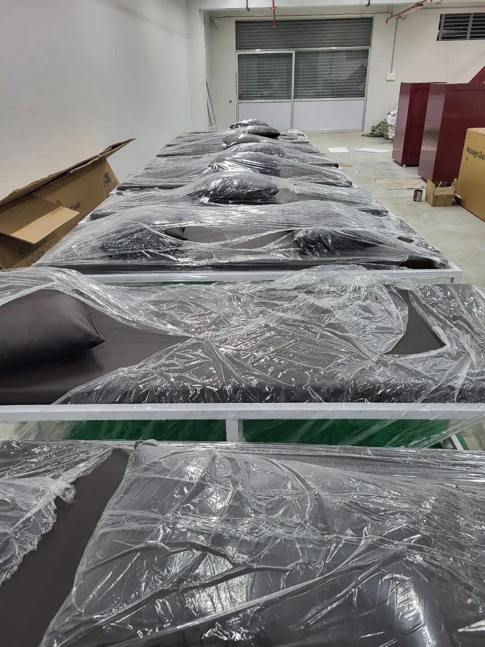 Hospital Bed non foldable  single cot and mattress photo 3